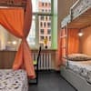 Хостел Amely. Место в мужском 10-местном номере  1