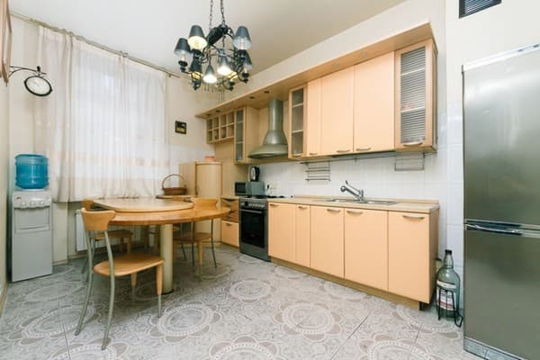 Big Lux Rent ул. Крещатик, 15 4