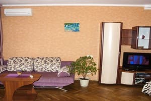 Квартира Home Hotel ул. Малая Житомирская, 10. Однокомнатная квартира, ул. Малая Житомирская, 10  2