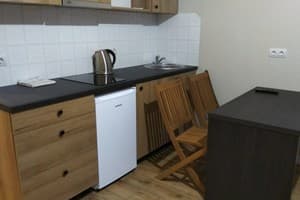 Квартира Rent Apartments. Позняки квартира-студио посуточно ул. Крушельницькой 13 4