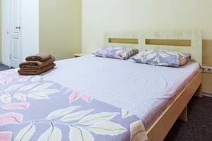 Возле Бессарабки на ул. Кропивницкого 8