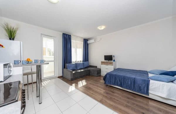 в новом доме на Оболони 3